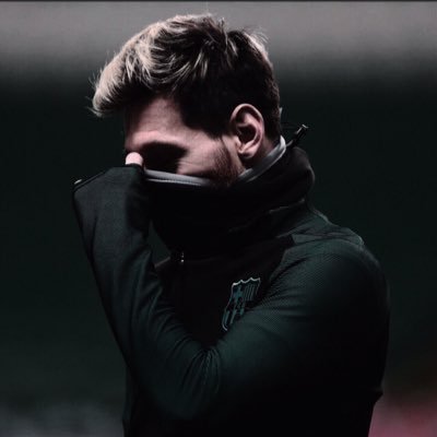 املك من الدنيا ما شئت … لكنك ستخرج منها كما جئت. مشجع هلالي + يوووفي @Alhilal_FC لاعبي في روشن عبدالرزاق حمدالله