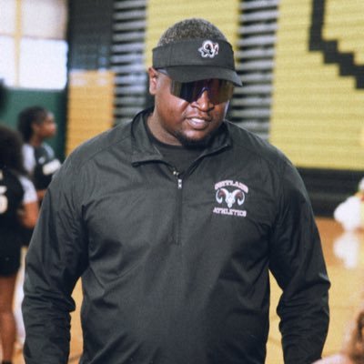 DMV Sports Influencer | Public Safety Pro | LARGO Mens Basketball AC | Suitland Flag Football HC