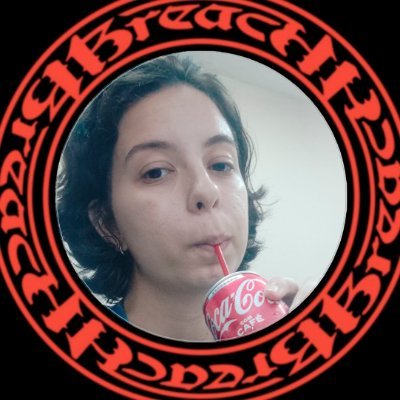 Letras, fã da Tuyo, de ode to sleep/tøp,
pouca habilidade social, (namorada de) tricolor e cansada. 23