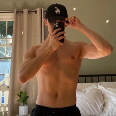 jjdnxx's profile picture. 