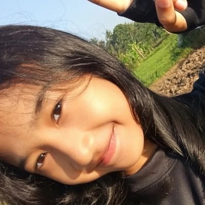 istykrie's profile picture. wdyt? wdym?