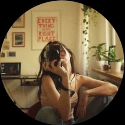 luvsunfl0wer's profile picture. ♡ ࿐ ˚ . ✦ Feeling hazy in the ballroom of my mind