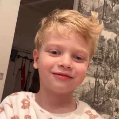 Son of Elon Musk. Self Media. MAGA 🚀❤️I’ll never speak ill of Dad 👨 g Stay safe, America 🇺🇸