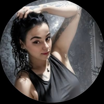Hi. I'm Tiffany Kelly. I've had a few accounts deleted 😞🖤follow@likeguys