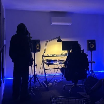 symmahoflagos's profile picture. Tech enthusiasts | UI/UX Designer