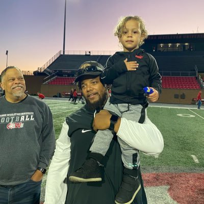 Defensive Coordinator / Defensive Line Coach for @IndWesleyan_FB . Recruiting Indianapolis + Fort Wayne + Chicago + Detroit #GBG