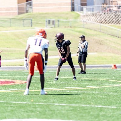 5'8 145| wr/rb Track runner 🏃♂️| newtown titans| C/O27'| lildevm@gmail.com