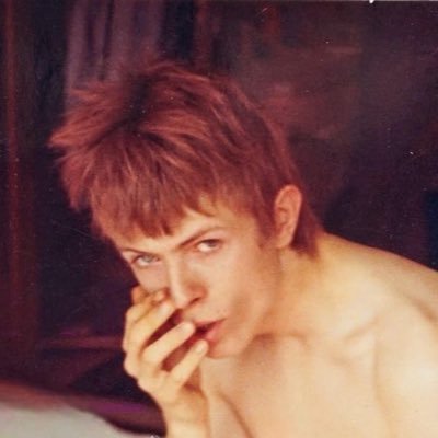 valuulosi's profile picture. ch ch ch ch changeeees