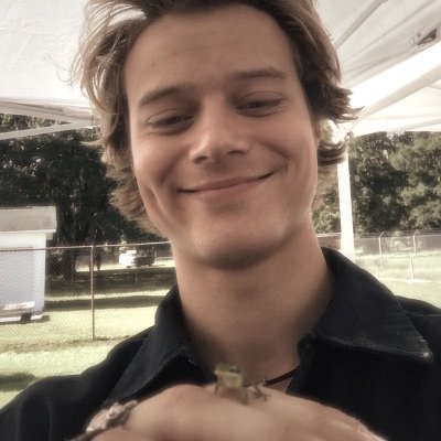 jj/jiara worshipper 🕯️ | 22 | safe space for rudy lovers ❣️