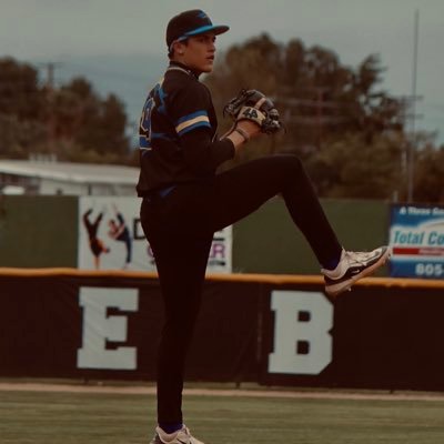 6 ft || 200 pound || || @CGYoteBaseball || email- thomasnovak2025@gmail.com ||310-614-4212