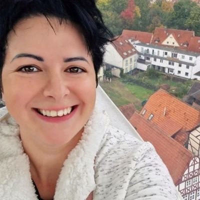 ThoughtsNCrafts's profile picture. 