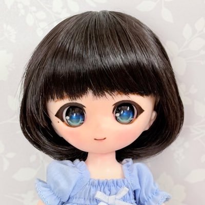 ドールが好きです。成人済。2025年4月にiMda3.0Gian「エメ」、2025年5月にPARABOX乙姫「菊乃」、2025年7月にSDりお「莉織」をお迎えしました。よろしくお願いいたします。無言フォローさせていただくことがあります💦