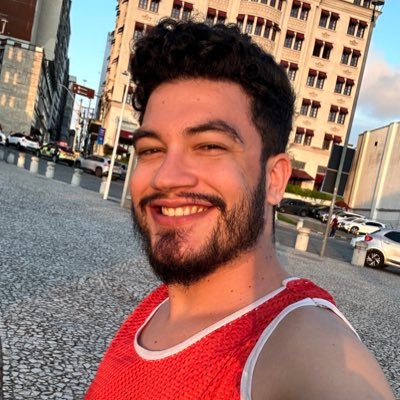 Muita resenha, alguns caracteres sobre a minha vida e biscoitos. Aceita um Café?