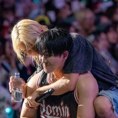 Mulfand 🦖
|| SVT • SKZ • ATEEZ • JHOPE ♡CITYCAMP061024
♡SKZJKT211224
♡SVTJKT080225
♡JHOPEJKT030525