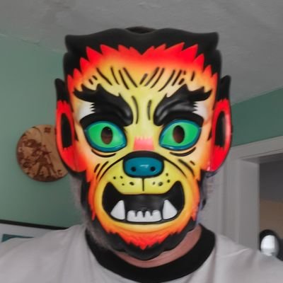 Artist. Horror Dad. Home Brewer. Iron Mutant. Crypt Keeper on https://t.co/OmQtrIULee. Future Ghost. #MutantFam #ArtistOnTwitter