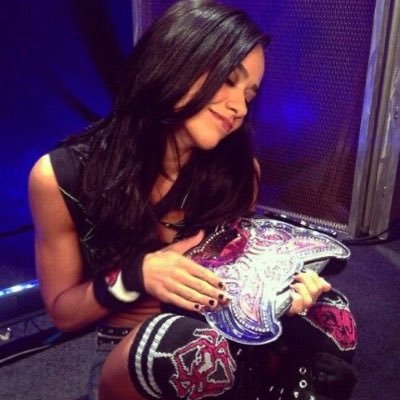 undisputedgeek's profile picture. okay maybe i will stay here for a lil bit