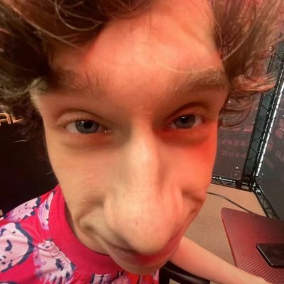 wisnelwie's profile picture. Blockchain innovator storytelling in crypto space