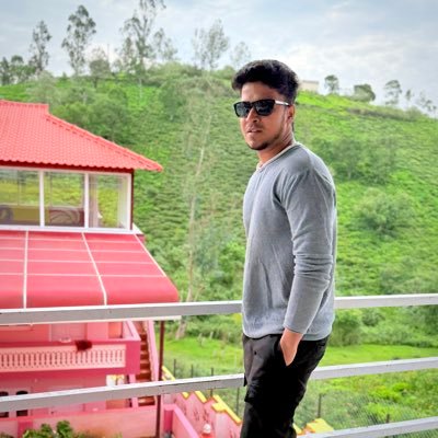 imnivaas's profile picture. 