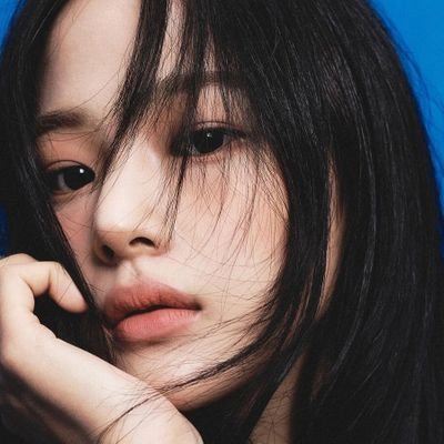 imcrzyppl_'s profile picture. 2% human.