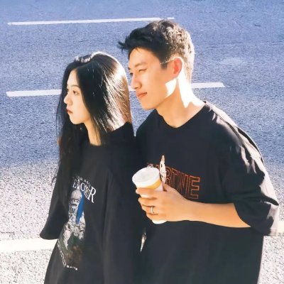 Agnesz95's profile picture. Decentralized app builder advocating community governance