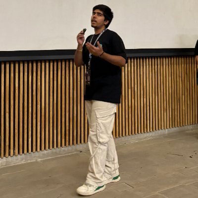 atpugvaraa's profile picture. iOS Developer | building @cisum_app