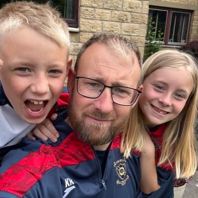 NEW ACCOUNT. Football fan and youth coach for @ValeofLeven Lower league football is where it’s at.