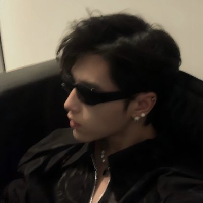 blinnyburkhart's profile picture. Blockchain developer storytelling in crypto space