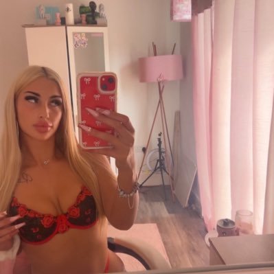 😈 your husbands wifeyyy 🤍 twenty-two 🙊 🔮 (this is my only x account and my only links) live verification in my telegram channel 🔞💦 - tele - misstllxox 😘