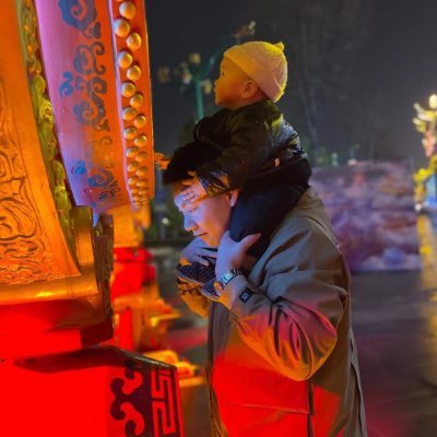 ardeli672's profile picture. Blockchain developer trading DeFi tokens