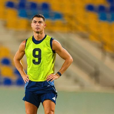 CardozHelvin's profile picture. ♥️
believer.
  in a world where you can be anything be kind ♥️
        pray EVERYDAY!!!
💪
CRISTIANO RONALDO 🫡
things to keep it private evrything.........
💯