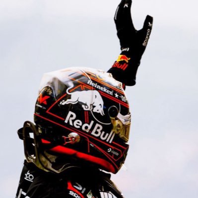 peahead27's profile picture. NH27🇩🇪 MV33🇳🇱 main got packed 💔