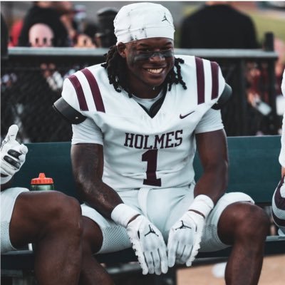 3⭐️ RouteRunna @holmesccfb NIL Buisness Inquiries: @ZCardenez