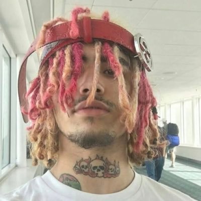 j’sais que j’ai qq chose mais je n’sais pas ce que c’est🕷️