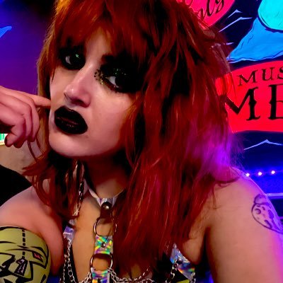 18+ only 🚫 part time stripper 👠part time poet 📖full time deathslut! 🖤🐀let’s be best friendzzzz https://t.co/yuXTcdmlJj