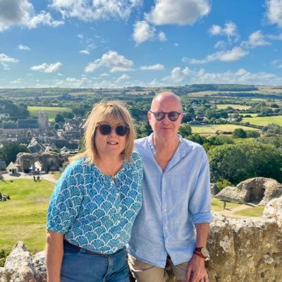 Wales 🏴 & London Irish (RIP) rugby. Cooking & music (flamenco/classical/rock/anything). Sea, country & wildlife. Married to @Lucyjames40