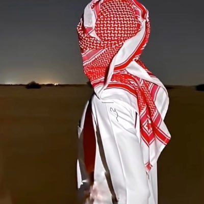 ﴿ وَتَوَكل عَلَى اللهِ وَكَفى بِاللهِ وَكيلًا ﴾ https://t.co/jyDts49CRw
