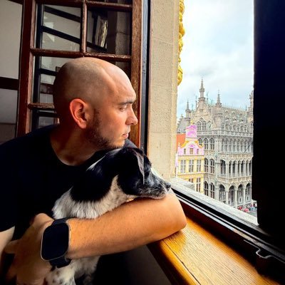 Studio Head & Co-Founder at @KyberQuest. Ex- @EpicGames. Personal. Father. In love with @psiqueflowers. Writer. Literary Agent: @HoldenCenteno
