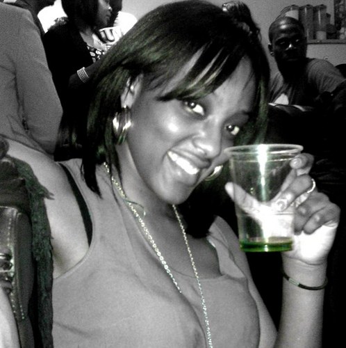 Doz989's profile picture. Into digital media, not into sharing my food...