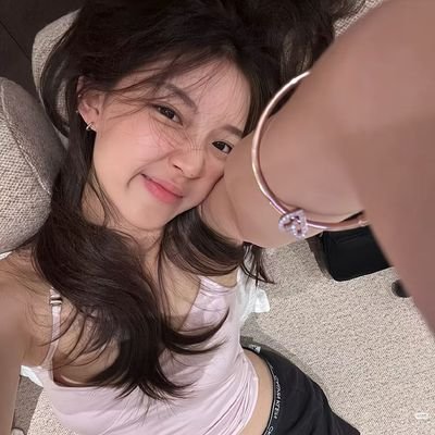 ──── here to bless your phone with premium spells & no pop ups. ୨ৎ business account. order by wa for fast replies & kindly @ me after dms ♡