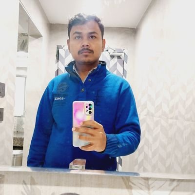 binarytrader52's profile picture. 