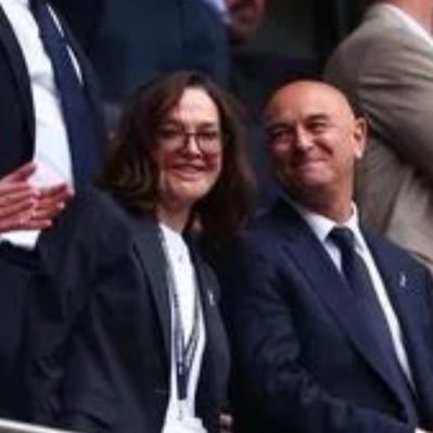 Born & bred in Tottenham, husband & proud dad of three beautiful children, Spurs mad, Park Lane Lower Season Ticket Holder ... COYS !!!!!