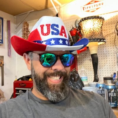 JJ_hooray's profile picture. White, Male, American, Proud, and Unapologetic!
