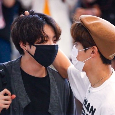 23 || 🐿️🐰 biased ||