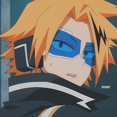 Amateur Fullmetal Alchemist fan since 2011 or so | I have friends everywhere.