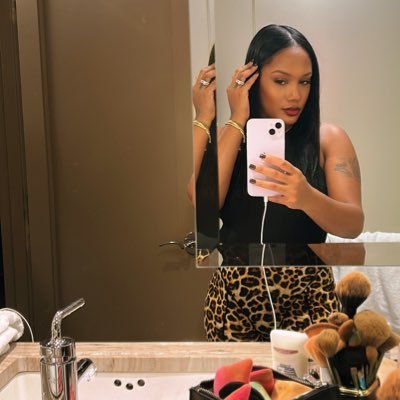 _ -A very blessed girl. And when my blessings come they multiply. 😚👸🏽🎀.  @IG: _juss.tiffany ✨