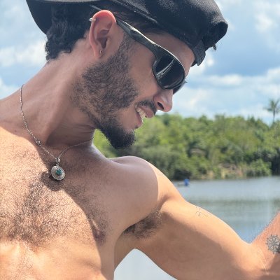 🇻🇪 in 🇵🇪
Out of orbit, always leaking.
👽🛸🚀
🍆🍑🍆
💦🌌💦
https://t.co/Q56DP5LlNF