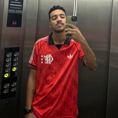 Sambista de corpo fechado🍀🕯️, Carioca e Flamenguista 🔴⚫