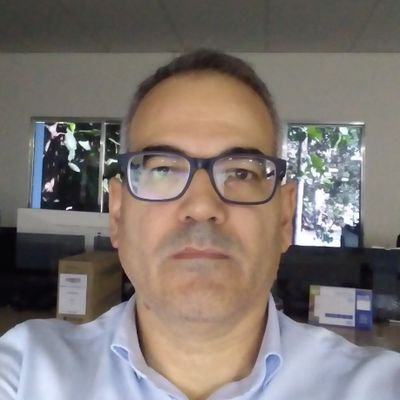 Brasileiro, Cristão, Pai, Casado, Responsável e acreditando em um Brasil Livre!