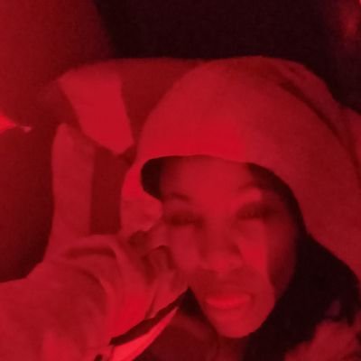 beckyvugasu's profile picture. 💌👆🏾
💌🎸
Gratitude.