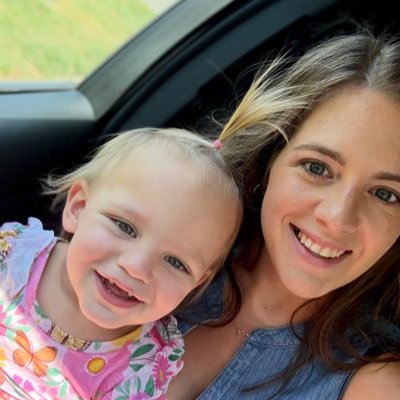 32. Wifey since 6/12/20. Step mom. Doodle mom. PCOS/infertility struggles. Momma to Lily Belle 9/22/23. 🥺